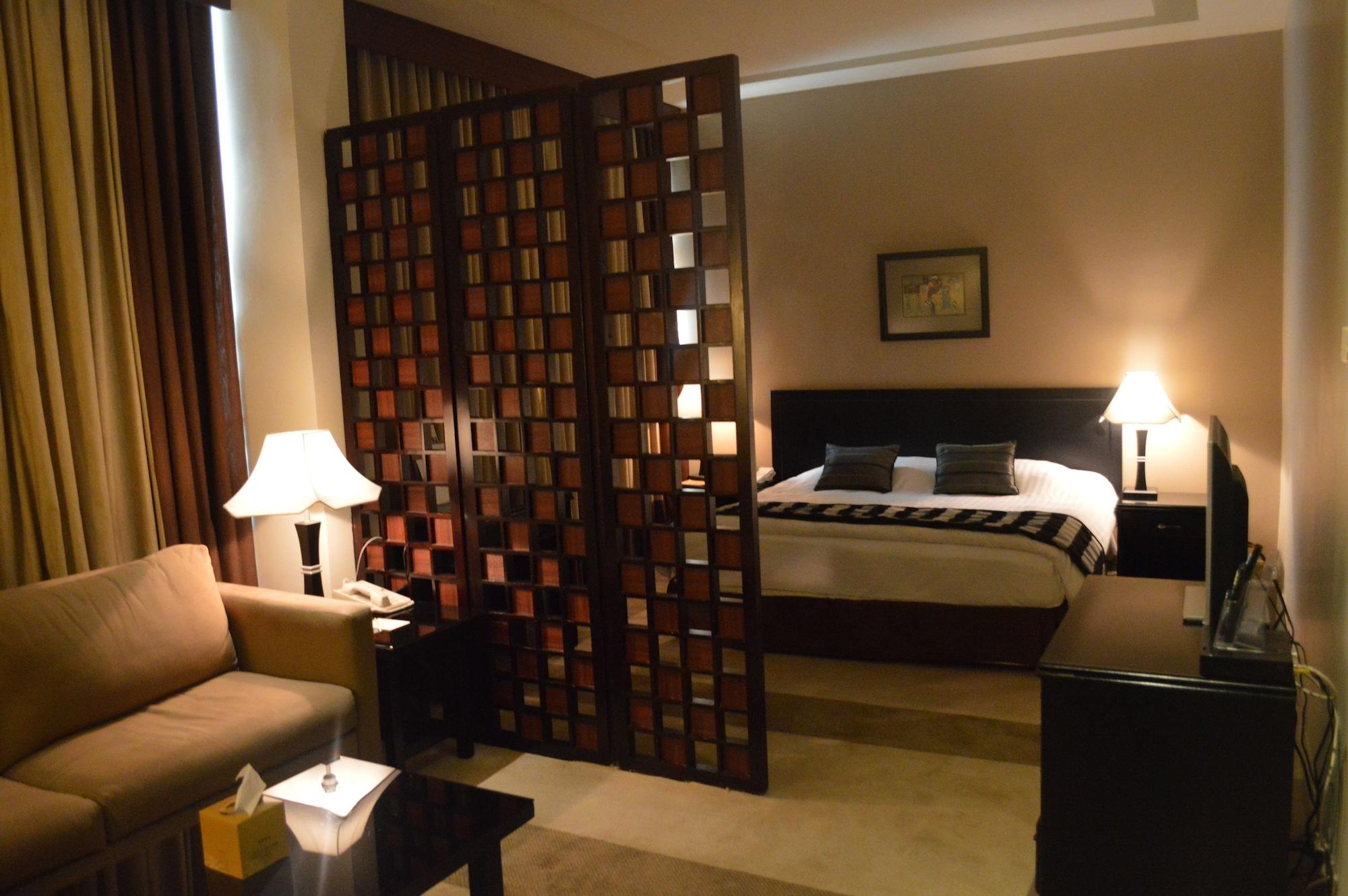 Century Park Hotel Amman Ngoại thất bức ảnh