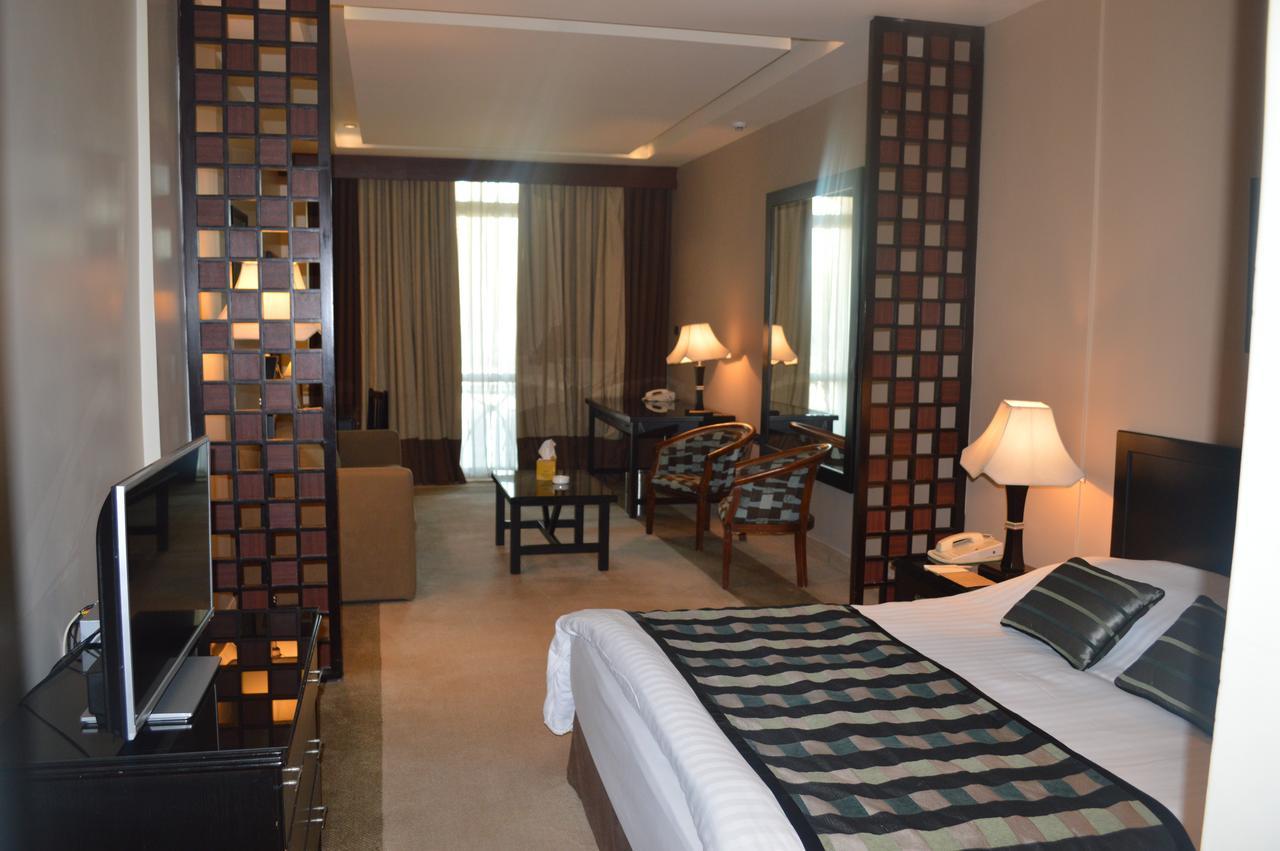 Century Park Hotel Amman Phòng bức ảnh