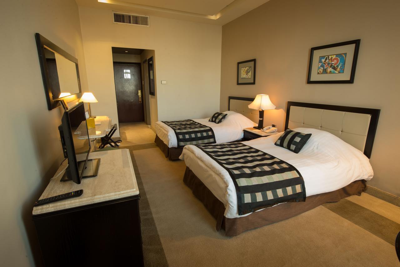 Century Park Hotel Amman Ngoại thất bức ảnh