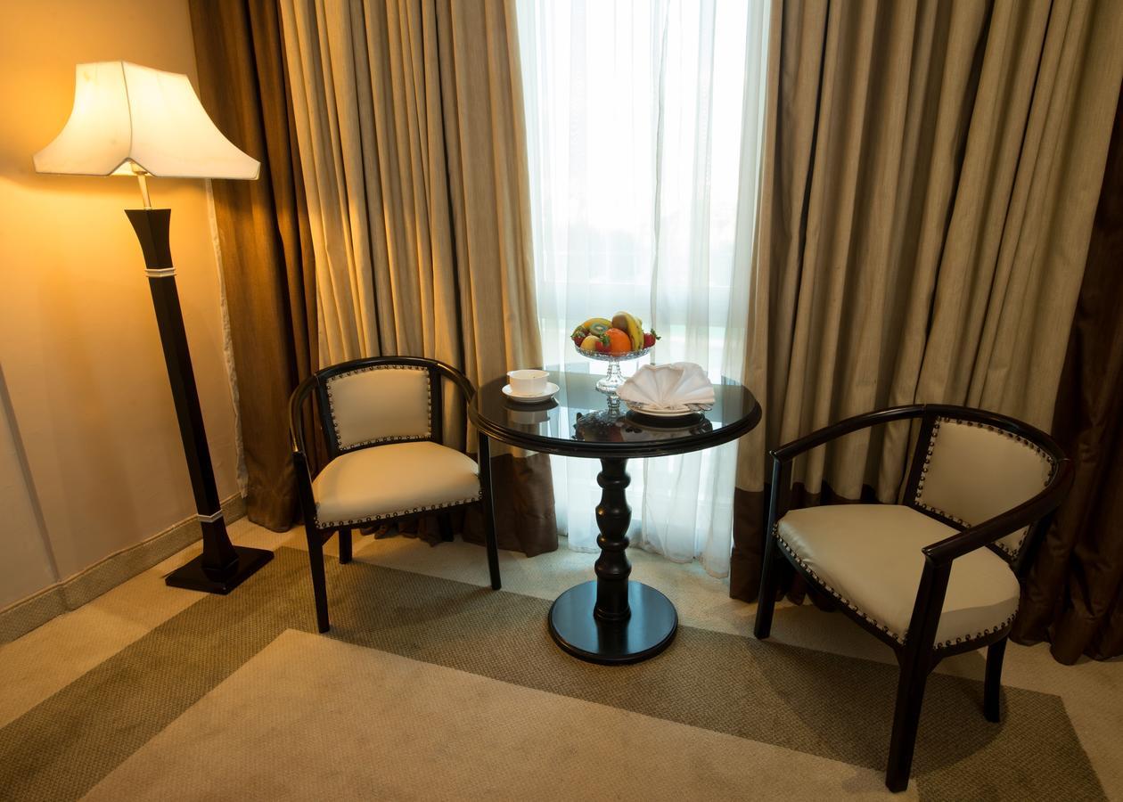 Century Park Hotel Amman Ngoại thất bức ảnh