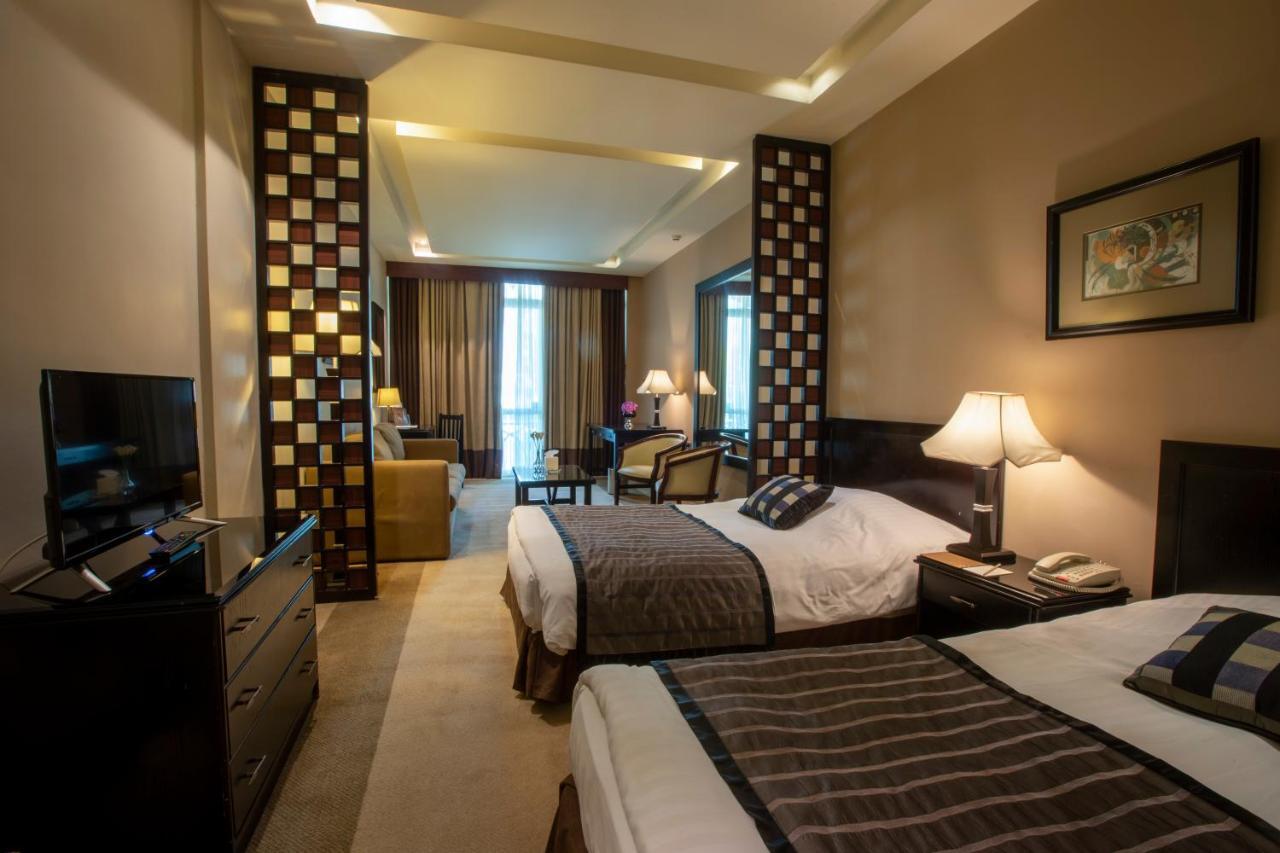 Century Park Hotel Amman Ngoại thất bức ảnh